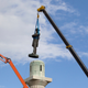 A statue of Confederate Gen. Robert E. Lee is removed from Lee Circle in New Orleans on May 19, 2017. (Scott Threlkeld/AP Images)
